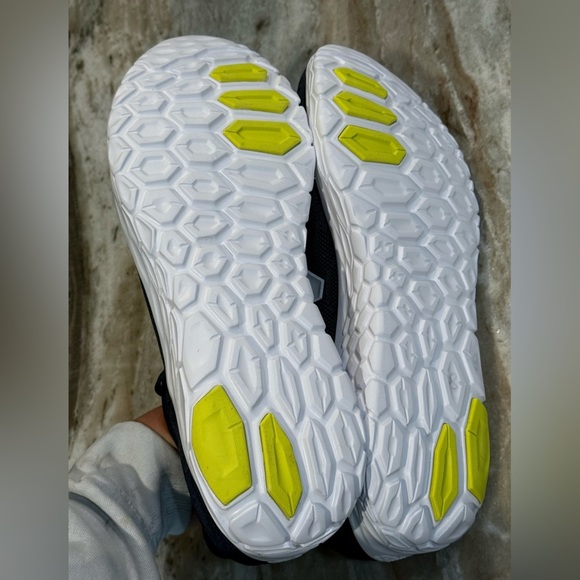 Men’s NEW BALANCE Fresh Foam Beacon 2 v2 running shoes- Size 14. - Picture 11 of 12